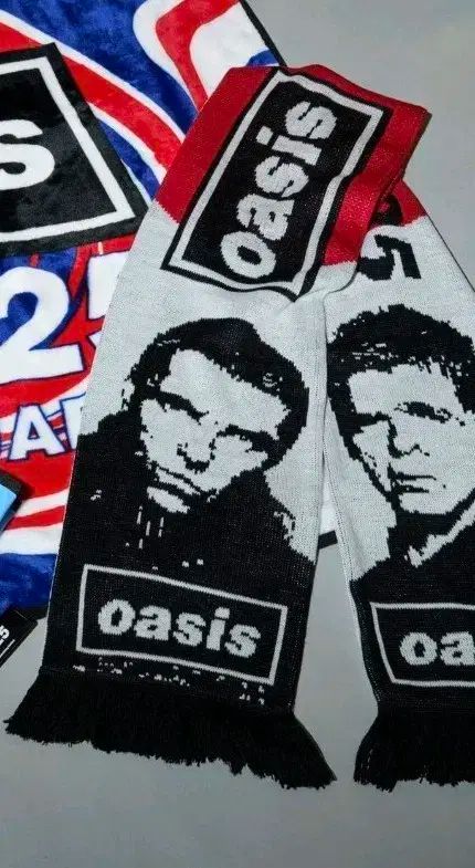 オアジス TOKYO フットボール マフラー グッズ