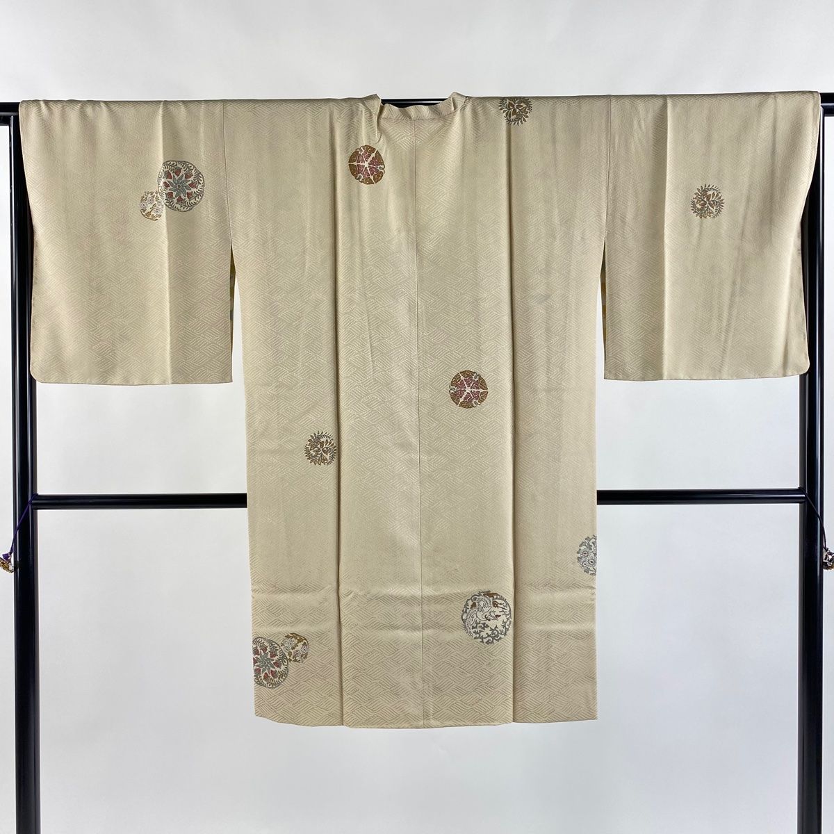道行 身丈103cm 裄丈66cm M 和装コート 角衿 花丸文 地紋 ベージュ 正絹 秀品