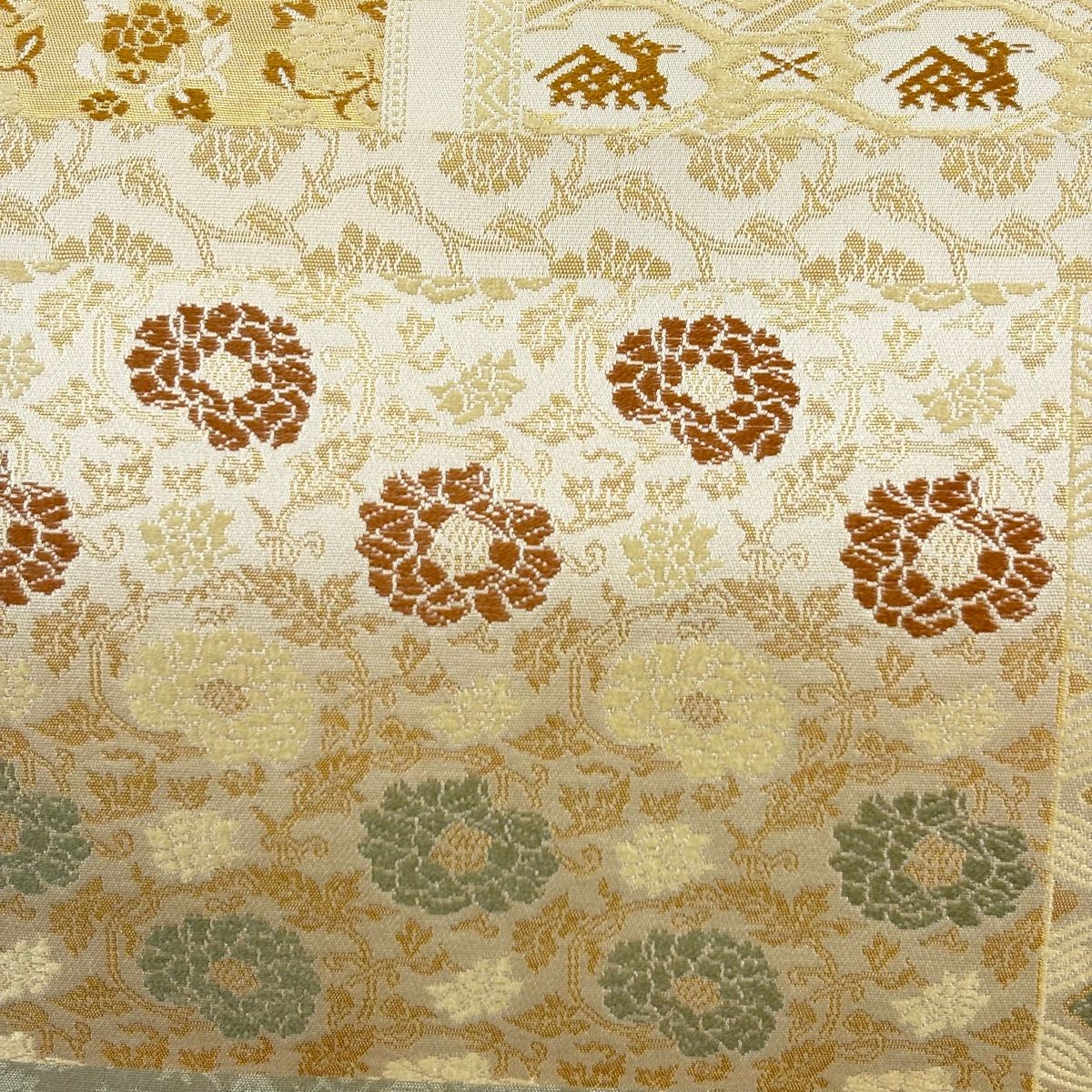 袋帯 秀品 箔屋清兵衛 落款 花唐草 有栖川鹿文 箔 ベージュ お太鼓柄 正絹