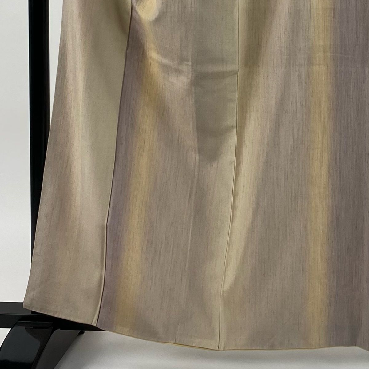 結城紬 身丈161.5cm 裄丈67.5cm L 袷 証紙 縞 ベージュ 正絹 秀品