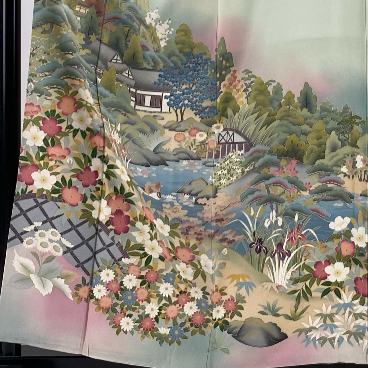 色留袖 身丈158.5cm 裄丈64cm M 袷 落款 建物 花鳥 ぼかし 薄緑 正絹 秀品 一つ紋