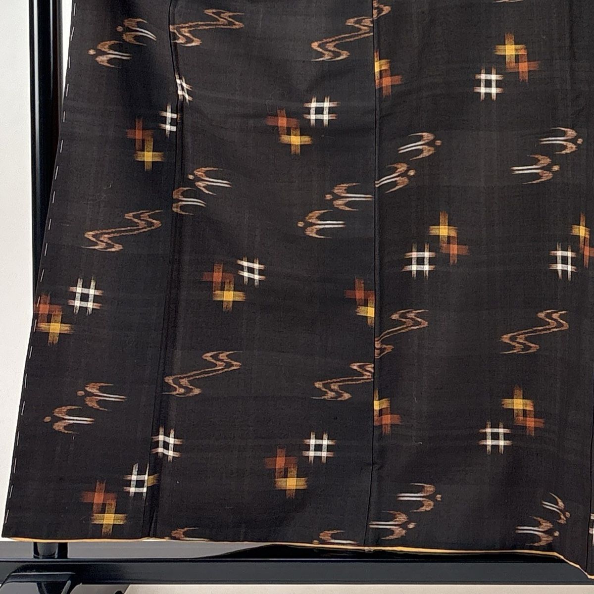 紬 身丈157.5cm 裄丈65.5cm M 袷 燕 井桁絣 焦茶色 正絹