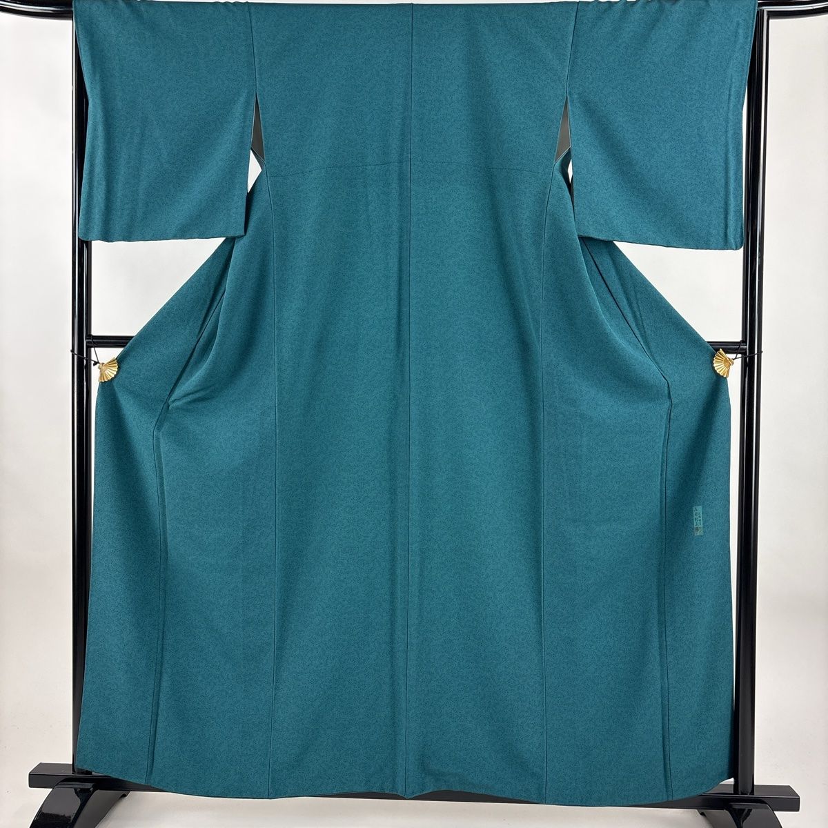 平和屋着物○小振袖 二尺袖 舞花文 黒地 金彩 洗える着物 DAAX1946op