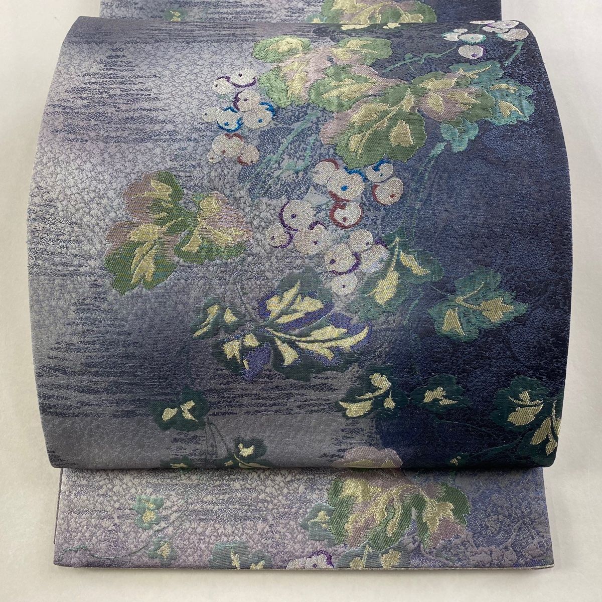 袋帯 証紙 関西仕立て 葡萄 金銀糸 箔 灰色 六通 正絹