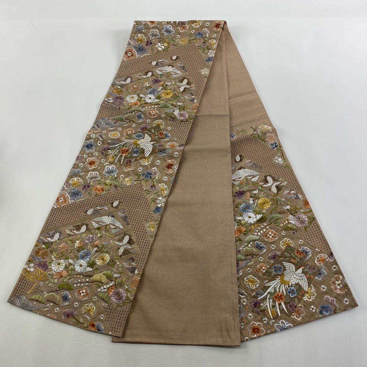 袋帯中国刺繍　蘇刺繍　六通 上品なベージュ　緻密な刺繍 金通　ますいわ屋　長尺 美品】 袋帯 逸品 草花 鳥 刺繍 金糸 ピンクベージュ 六通 正絹 【中古