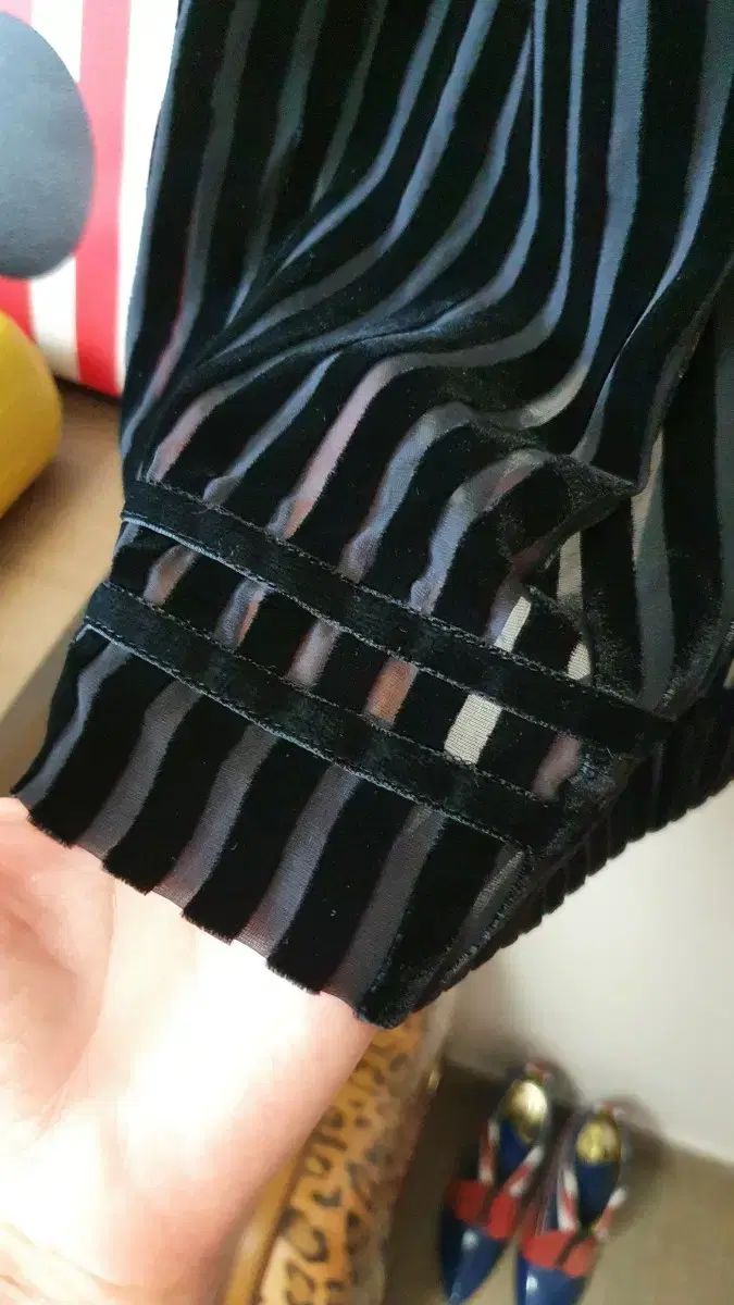 地球 ツアーベルベット ストライプ シースルー ミディ ティアード スカート 66 【BIG SALE！】