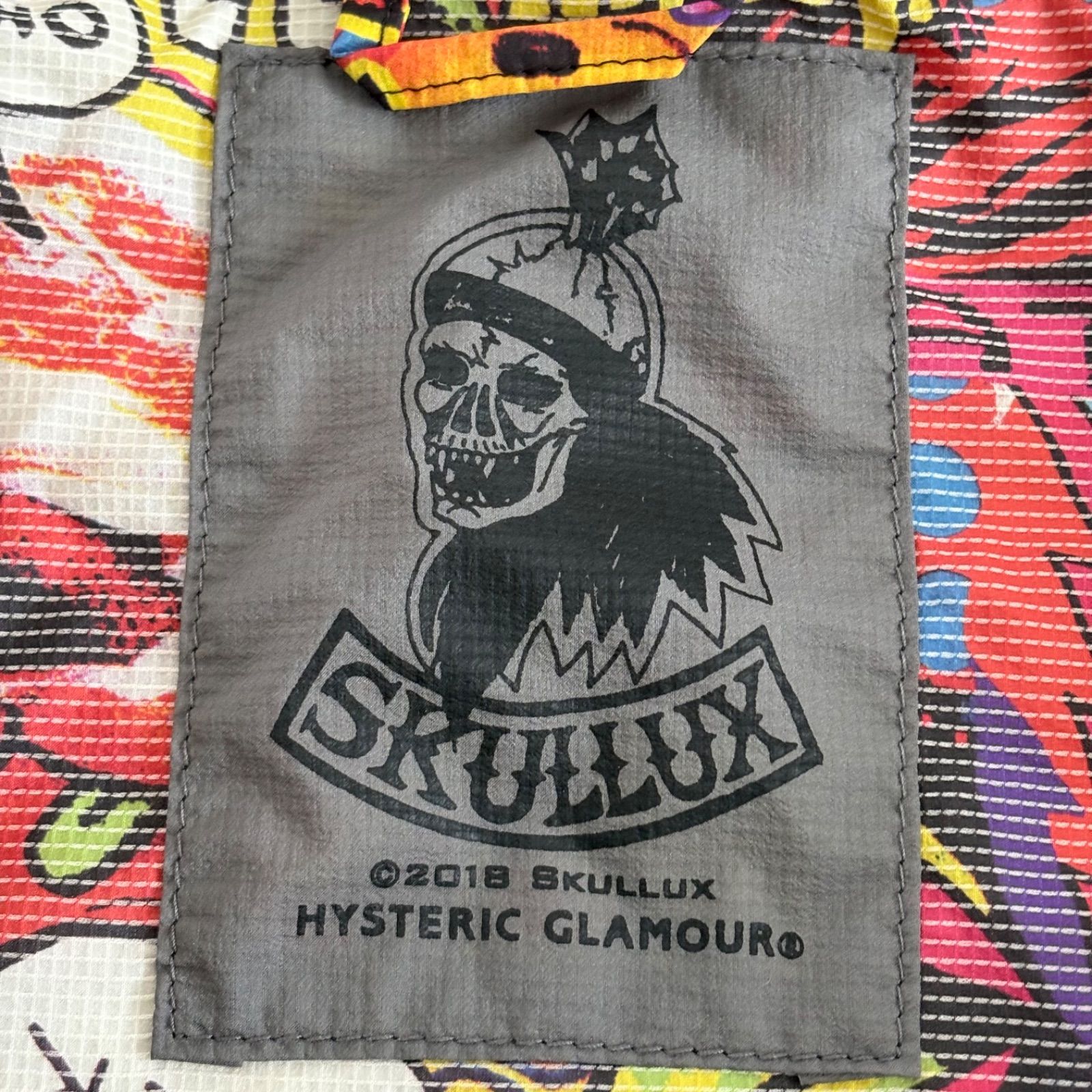 ナイロンジャケット パーカー