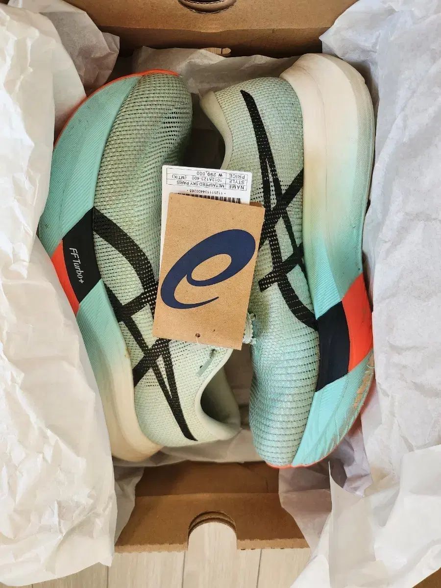 アシックス メタスピード スカイ パリ