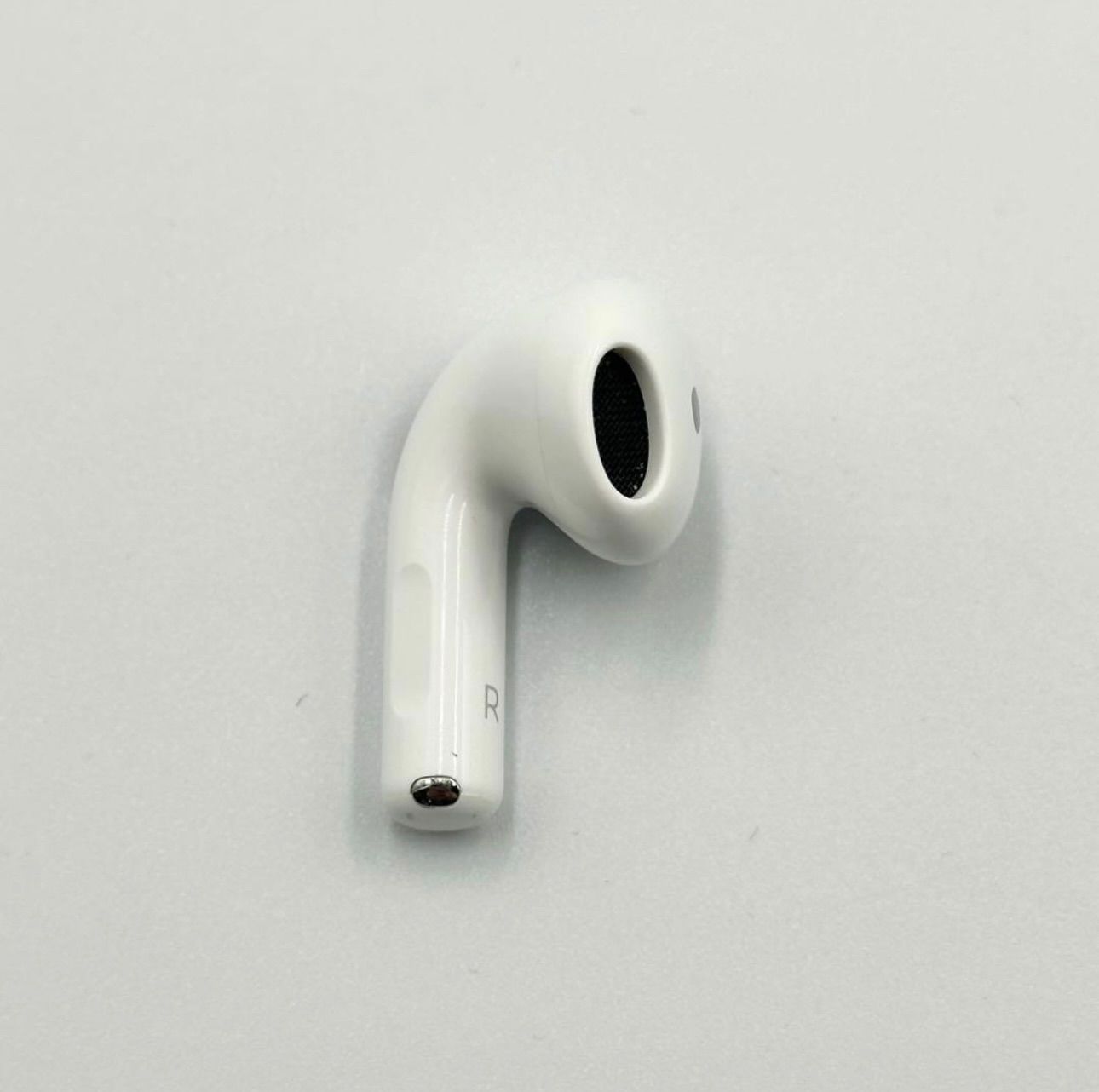 美品✨️】Airpods 第4世代 右耳 A3055 ノイズキャンセリングあり