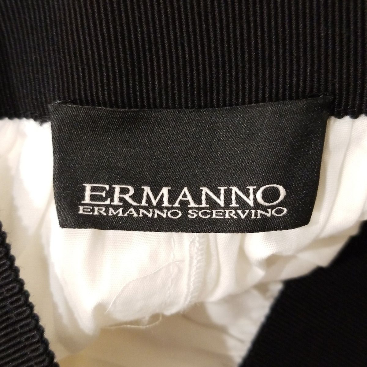 エルマノシェルビーノ 巻きスカート