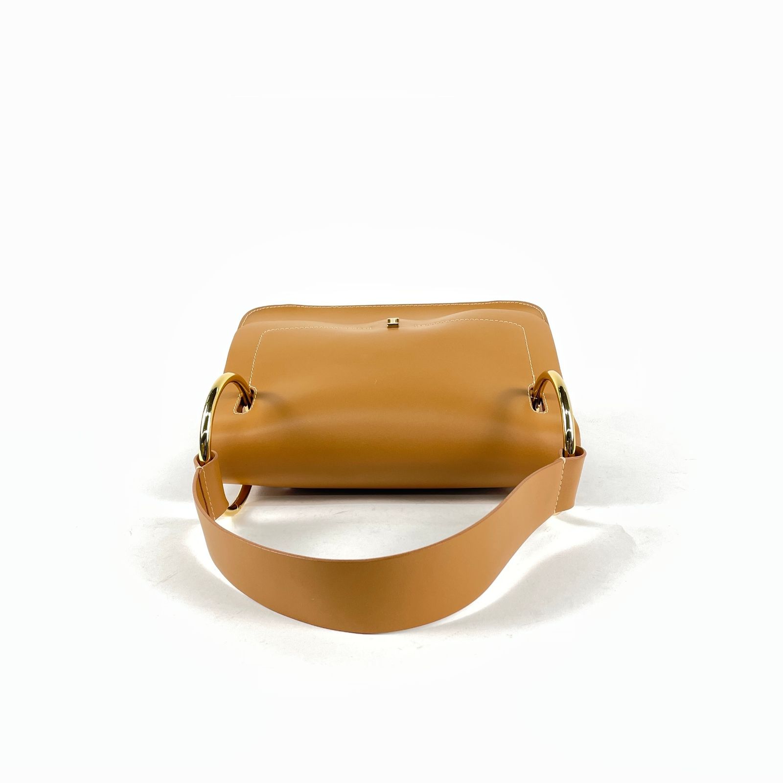 IACUCCI イアクッチ ギブリS キャメル ハンドバッグ ショルダーバッグ IACUCCI イアクッチ ALTE アルテア ワンショルダーバッグ ハンドバッグ