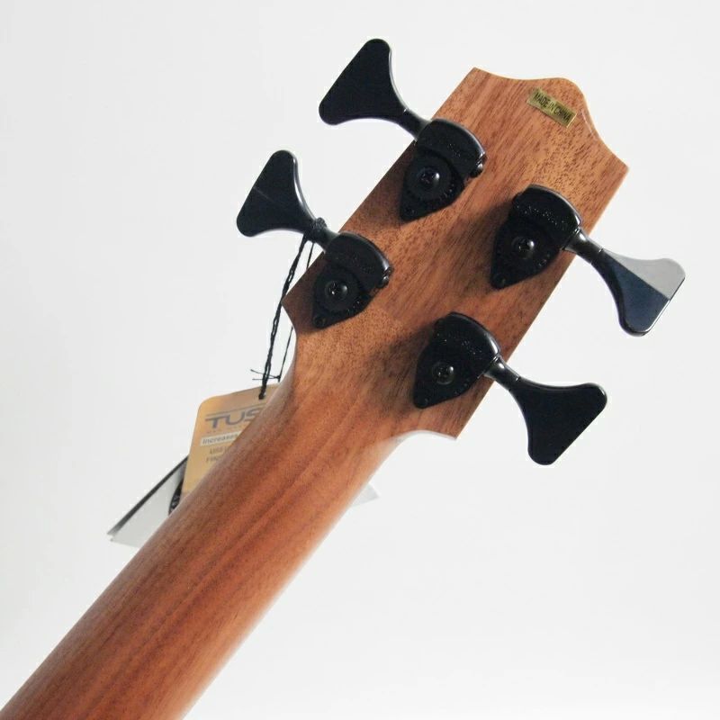 ウクレレベース カラ