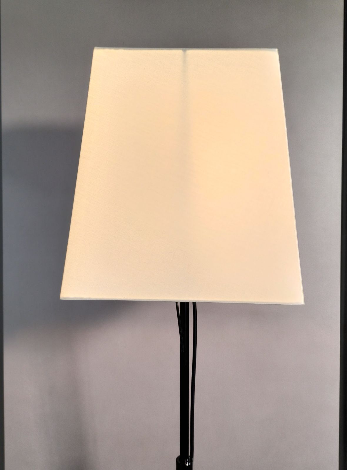 IDEE オーブフロアランプ 高さ調整可 モデルルーム展示品 2120