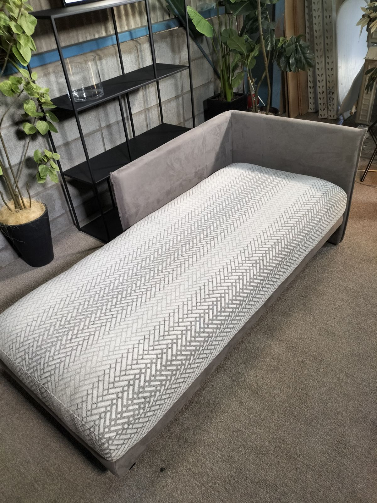 肩肘ソファ クッション2個付き カウチソファ 幅165cm モデルルーム展示品 349