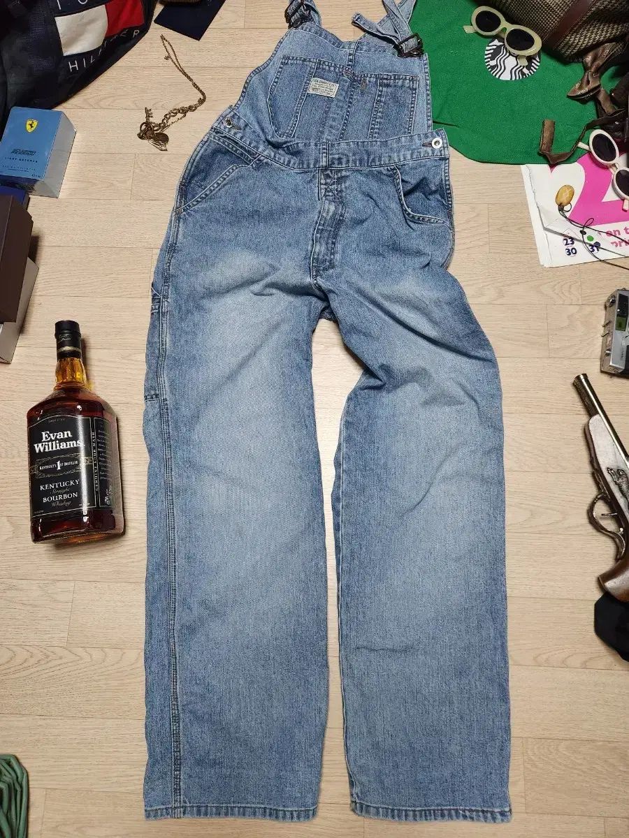 新品】Levi