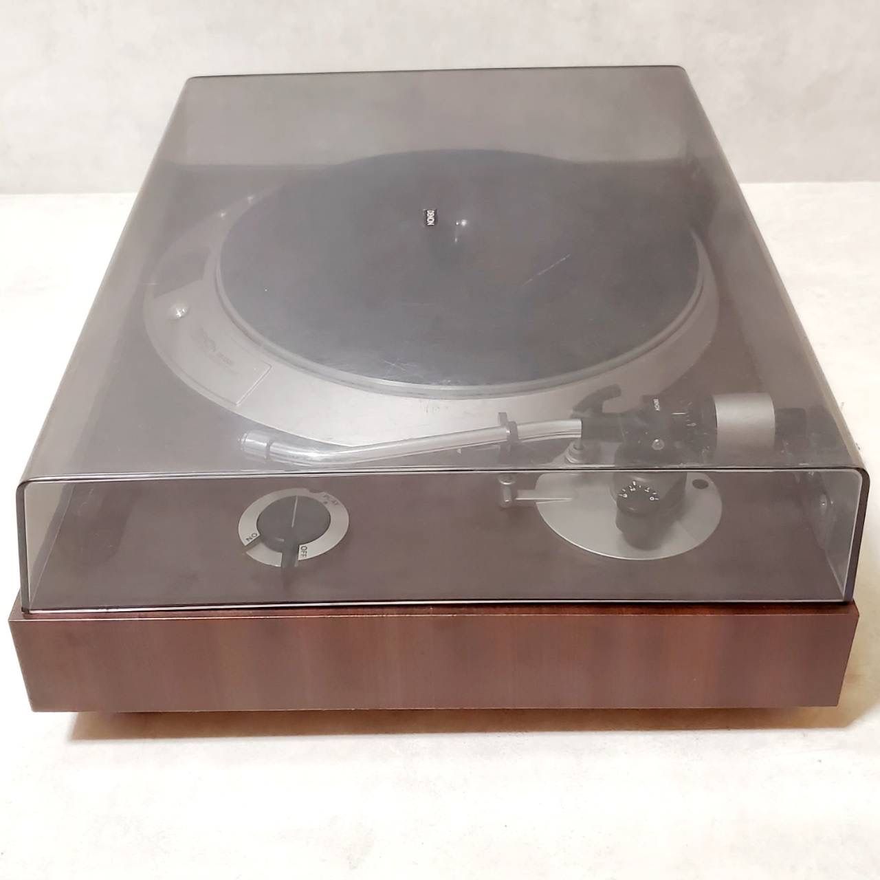 レコードプレーヤー 音出し