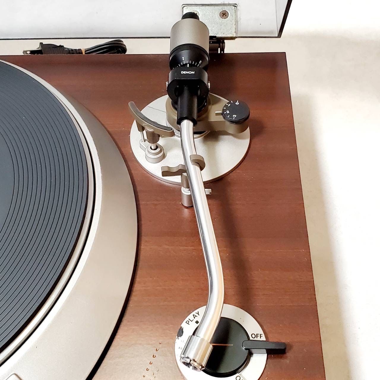 レコードプレーヤー 音出し