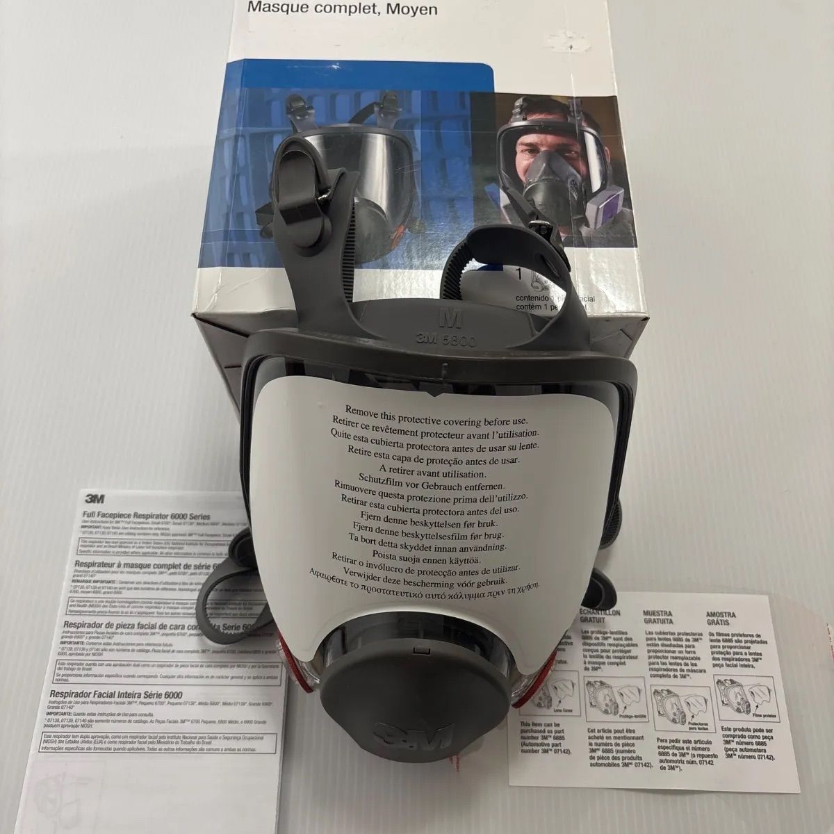 未使用　米軍放出品　3M 6800 FULL FACEPIECE MEDIUM 未使用 米軍放出品 3M 6800 FULL FACEPIECE MEDIUM 送料無料 A33