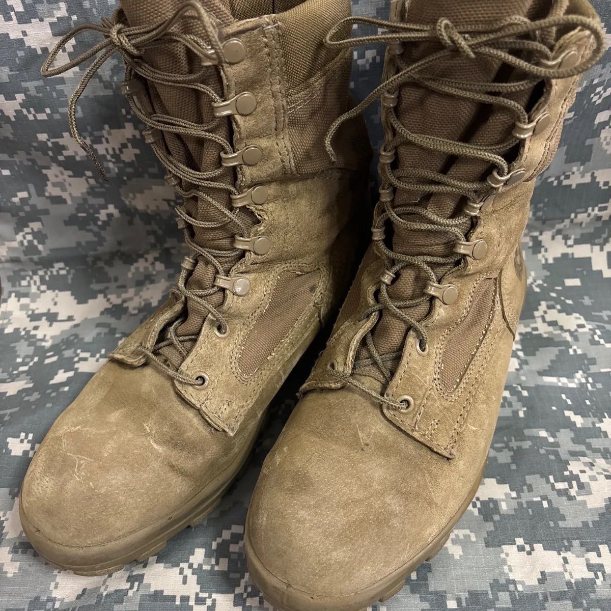 米軍　実物　BATES ミリタリーブーツ　GORE-TEX 米軍 実物 BATES GORE−TEX ミリタリー ブーツ US 9.5 W 27.5cm 送料