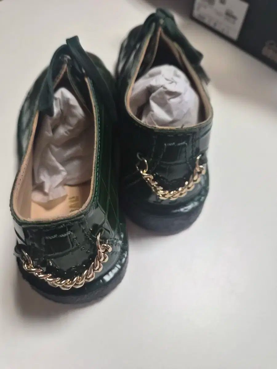 シュプリーム マーティン