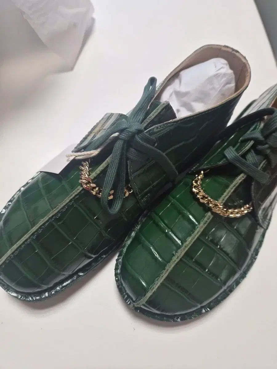 トラック グリーン