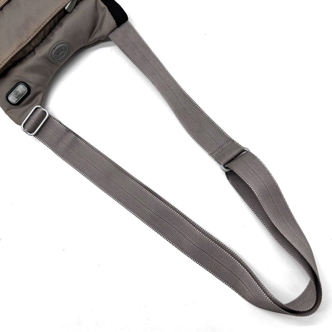 テック系 グレー