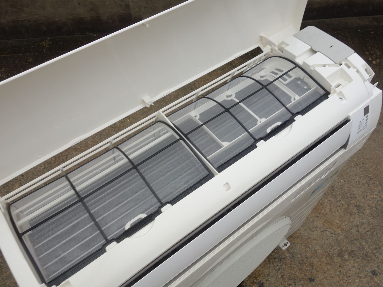 中古】M▽ダイキン ルームエアコン 2019年 2.2kw ～8畳 光速ストリーマ