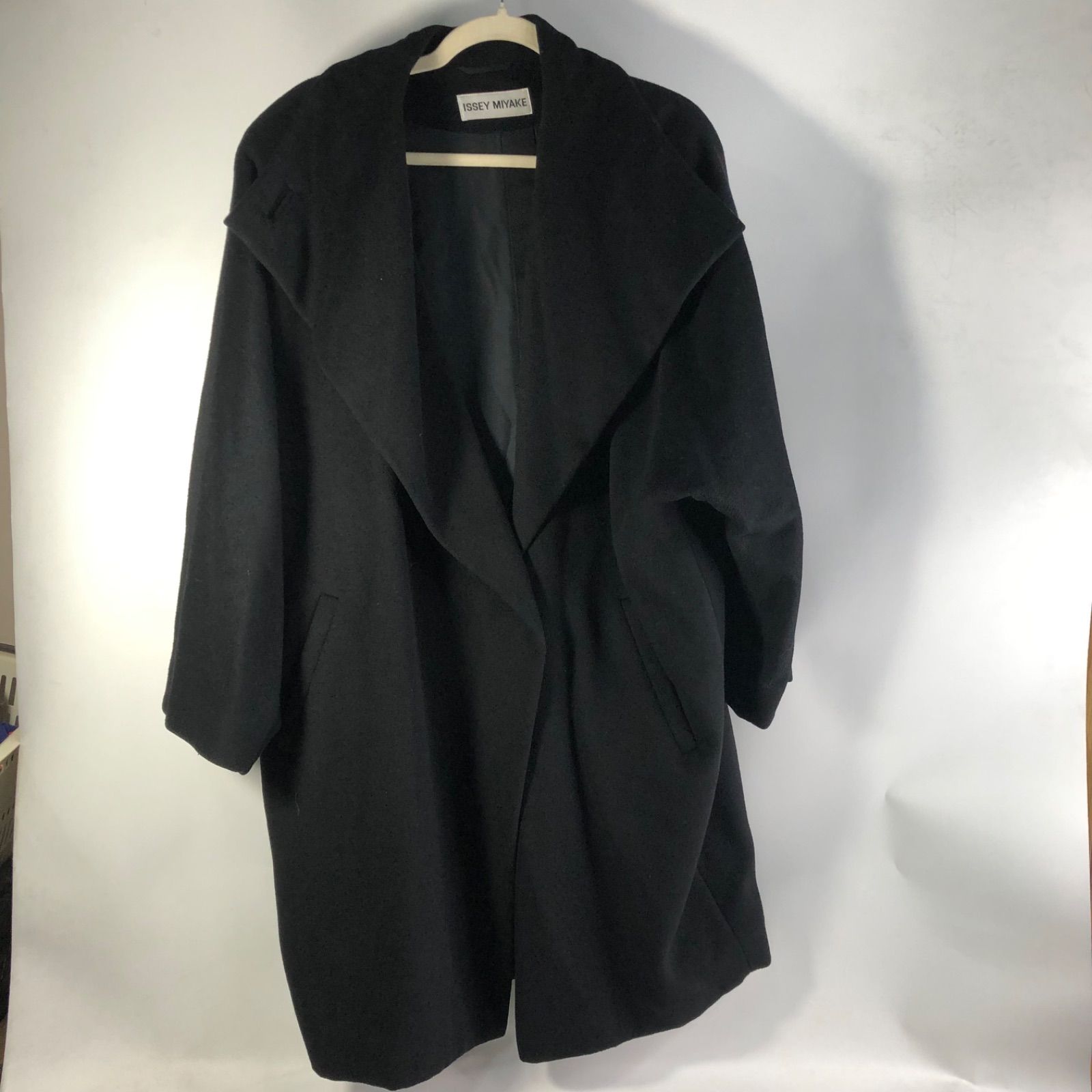 A1101-7-8 ISSEY MIYAKE イッセイミヤケ ウール ガウンコート ポンチョ