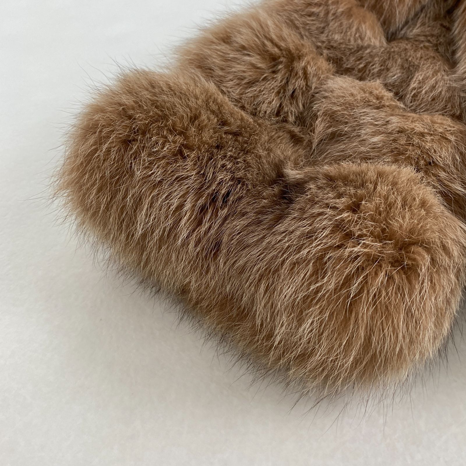 毛皮コート SAGA FOX 希少デザイン カラー ボリューム 11 L相当