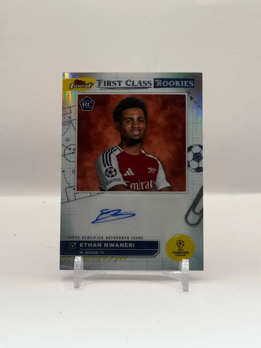 TOPPS アーセナル Ethan Nwaneri サイン入りルーキーサイン