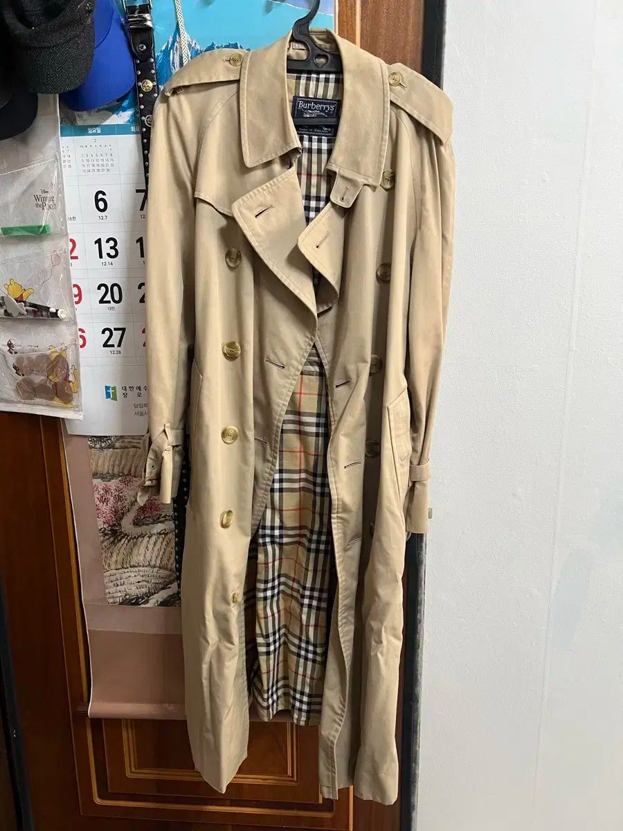 【美品】バーバリー ロンドン トレンチコート 大きいサイズ ベルト ベージュ 大きいサイズバーバリーロンドントレンチコートベージュライナーベルト