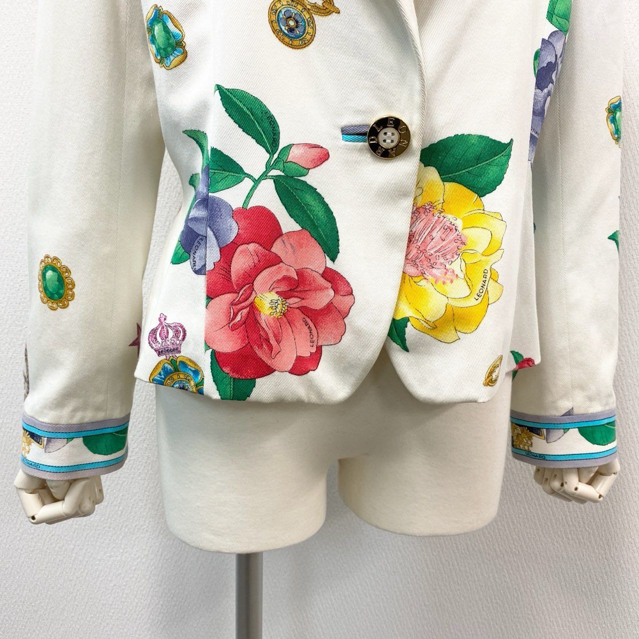 59k1 LEONARD FASHION レオナール ファッション 花柄プリント 金ボタン 