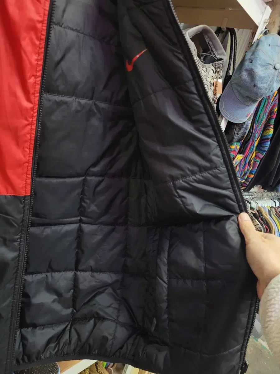 NIKE ナイキ マンチェスターユナイテッド リバーシブル ダウン アウター