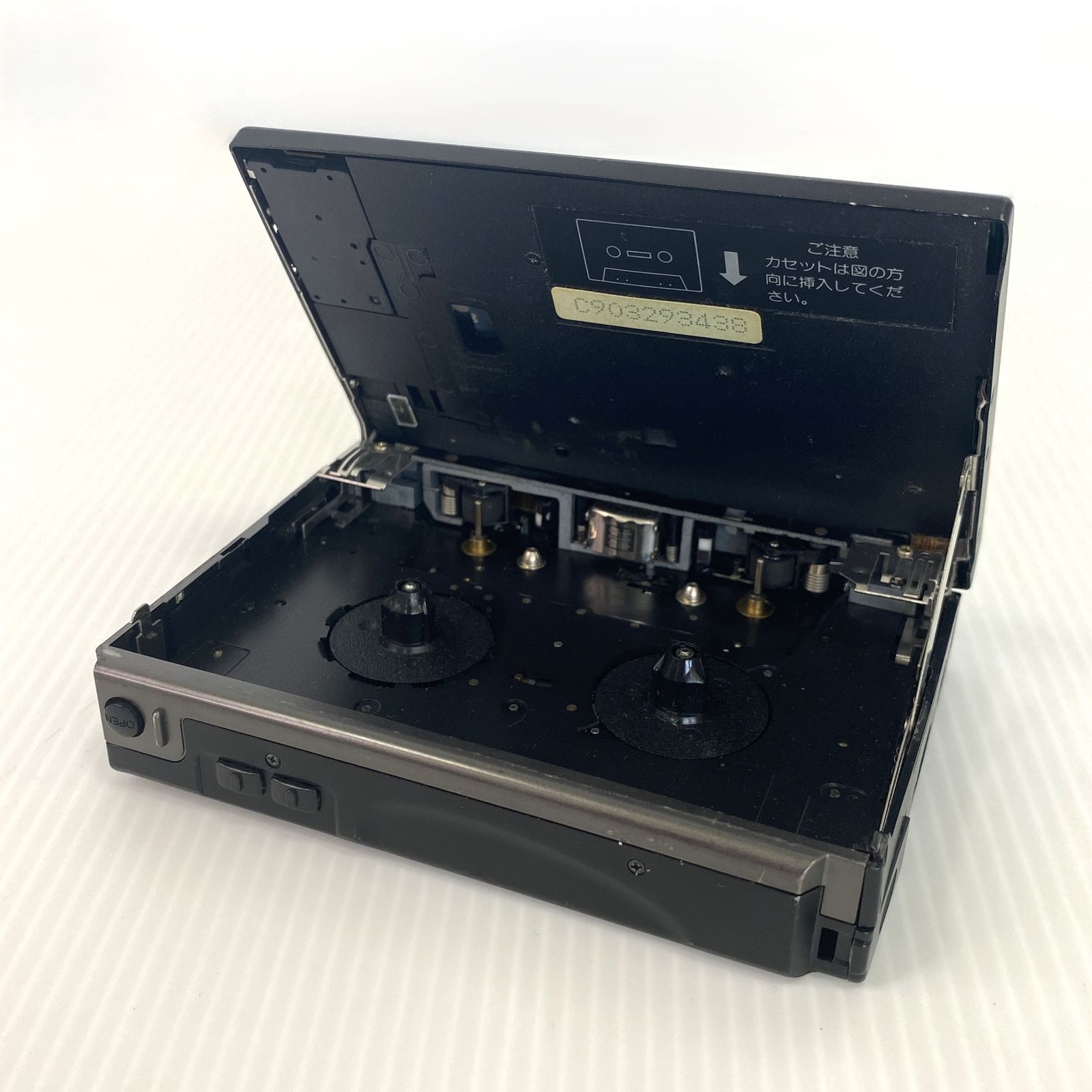 AIWA HS-JL30アイワポータブルカセットプレイヤー AIWA HS JL30 カセットプレイヤー