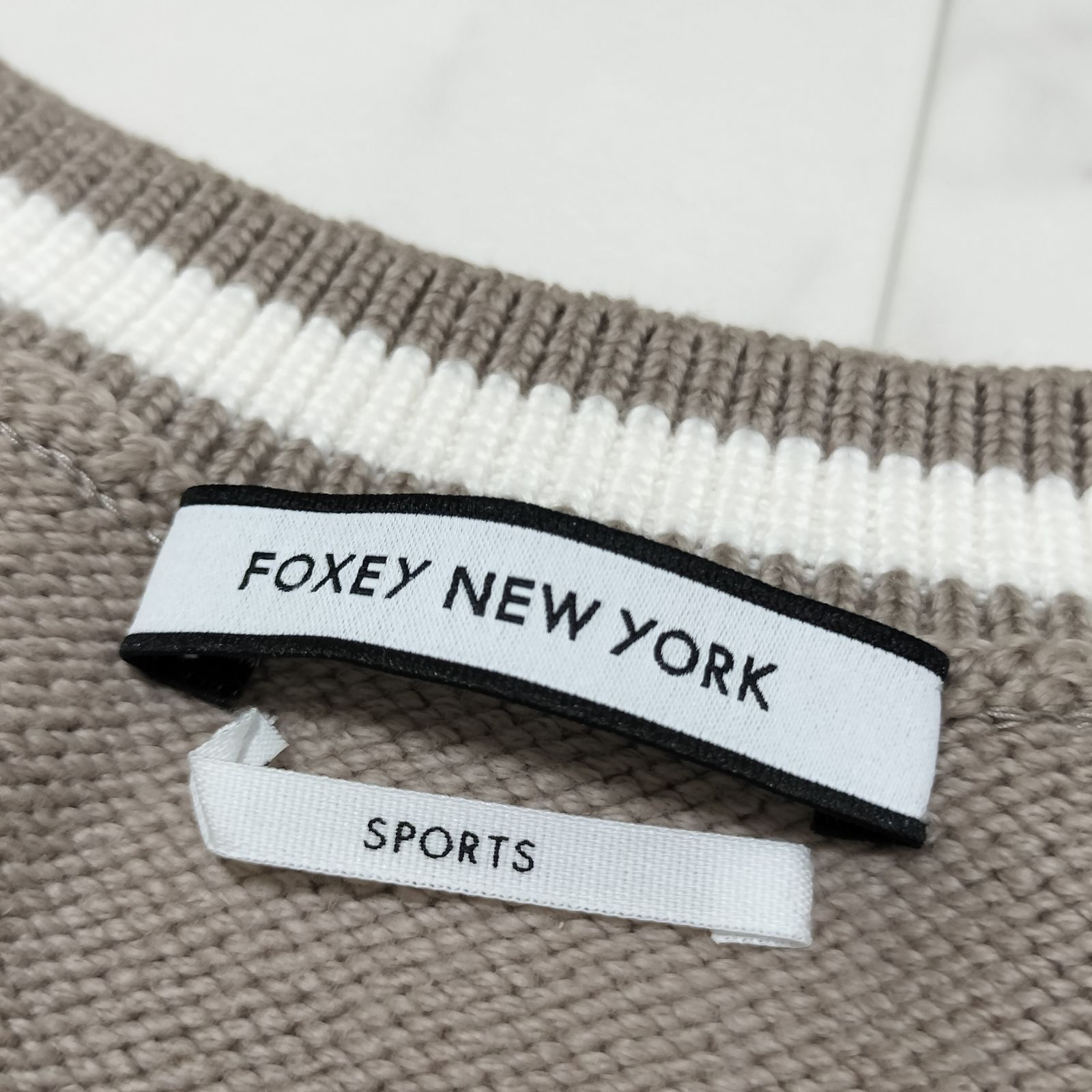 Vネック カーディガン