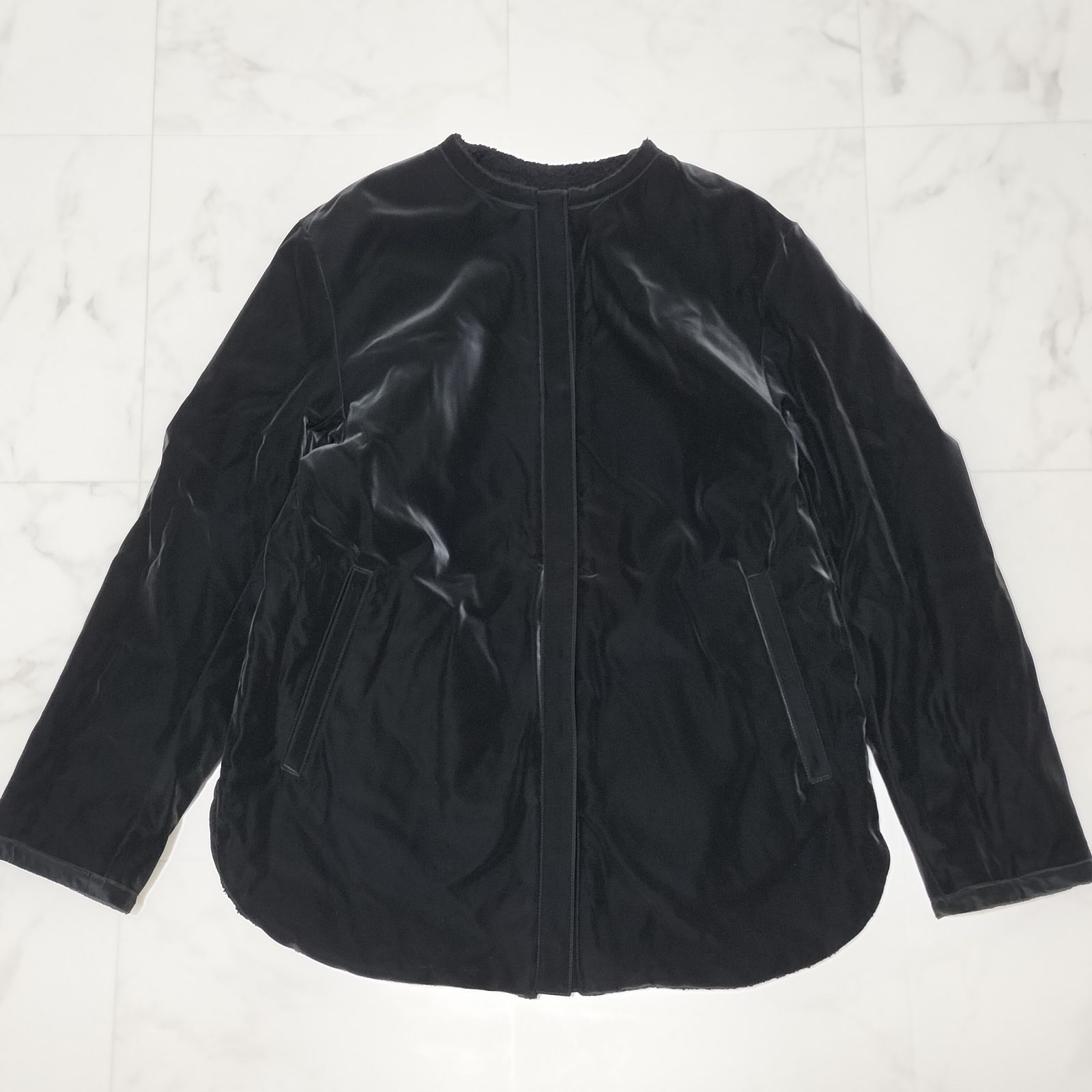 ICB アイシービー ラミネートパイルキルト リバーシブルジャケット