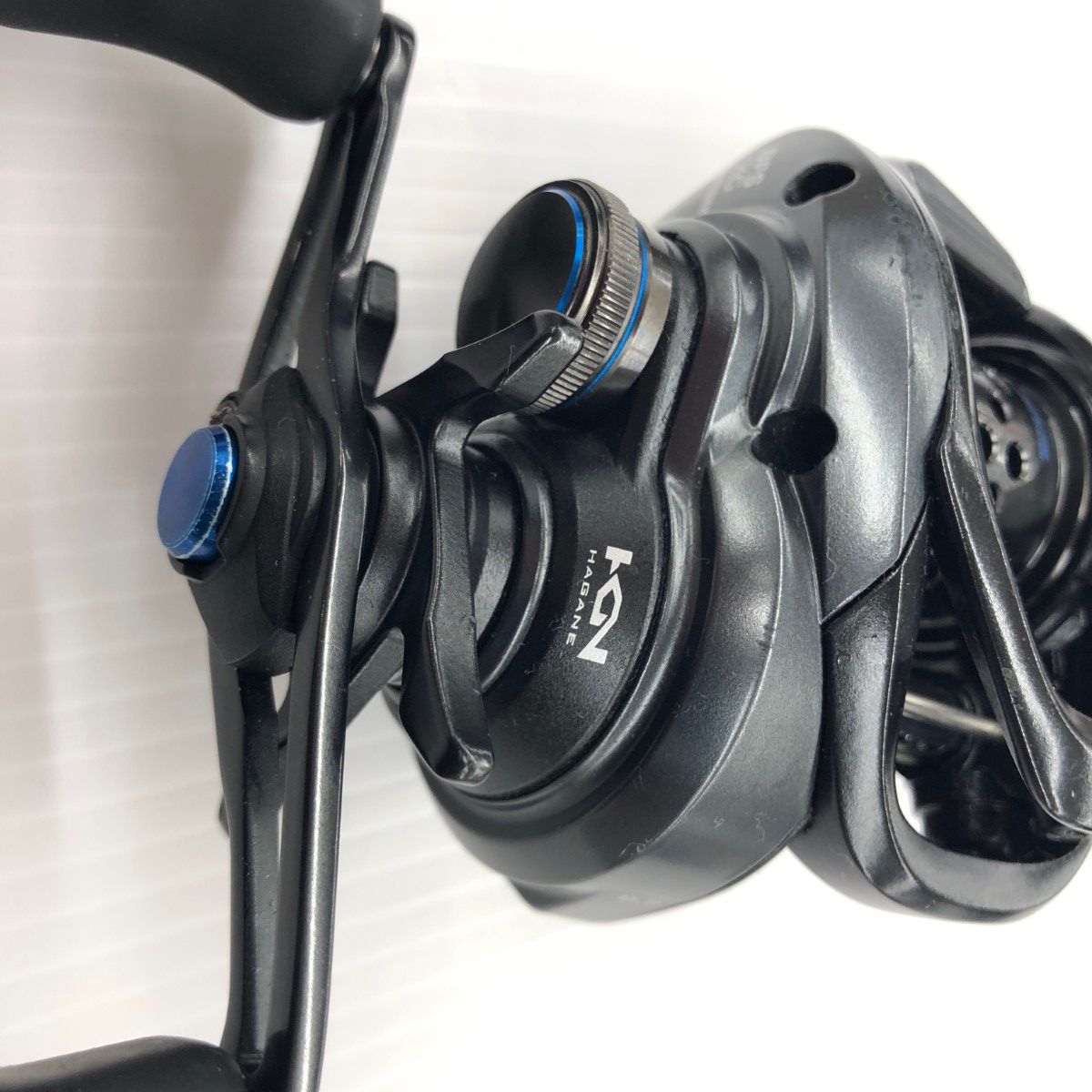 σσ SHIMANO シマノ ベイトリール 21SLX BFS XG RH キズ有 程度B 043702 やや傷や汚れあり