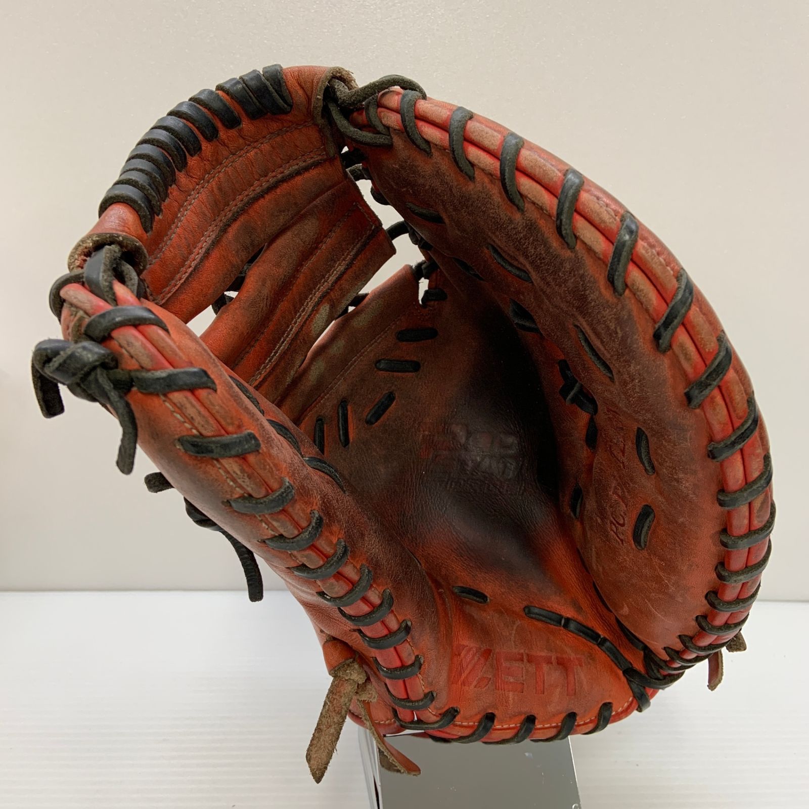 日本未発売】EASTON 投手用エドウィン・ディアス モデル 硬式グローブ