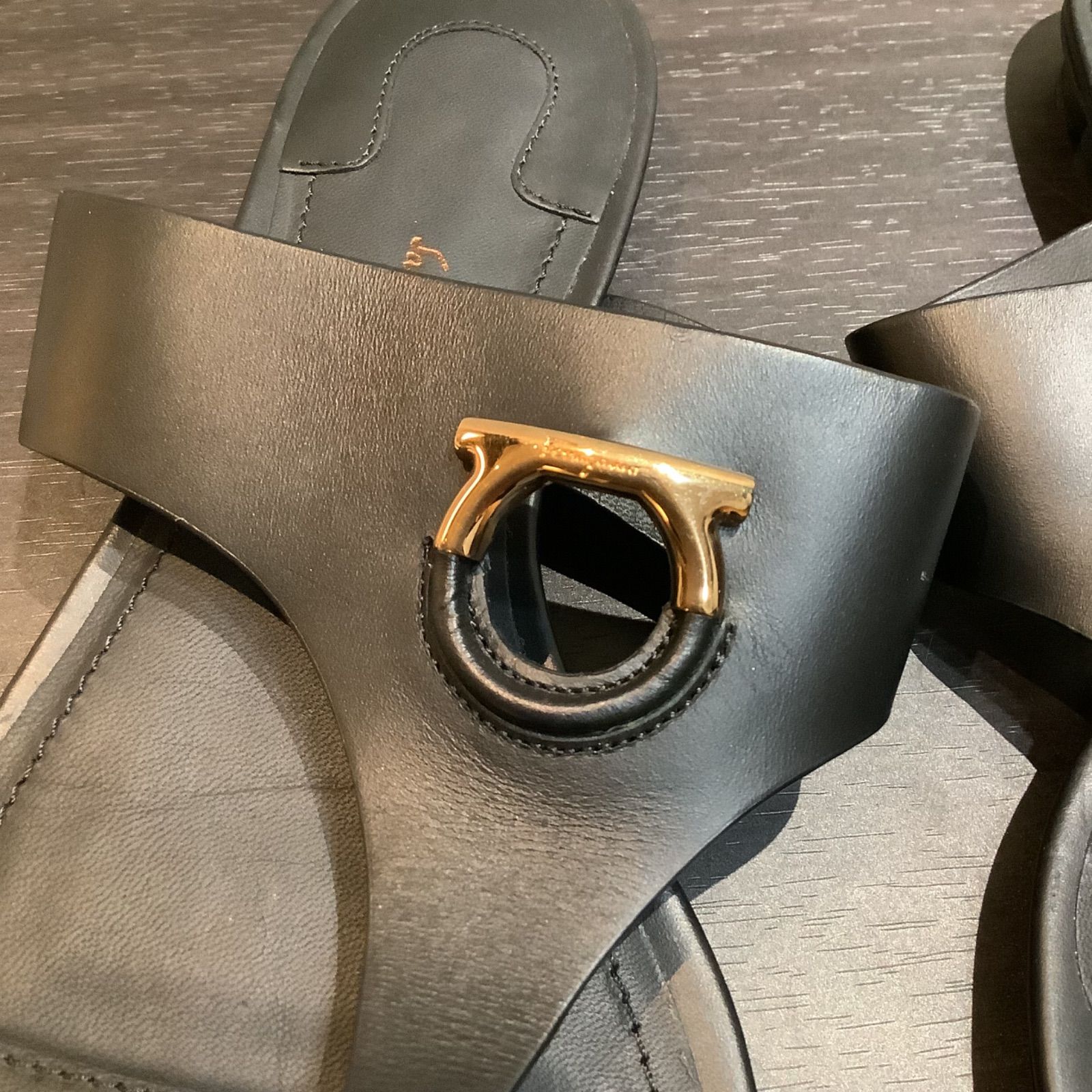 サルヴァトーレ フェラガモ