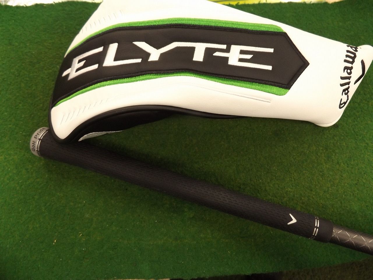 1186 ELYTE Triple Diamond TD(US) 10.5° TENSEI 1K BLACK 65 S カバー