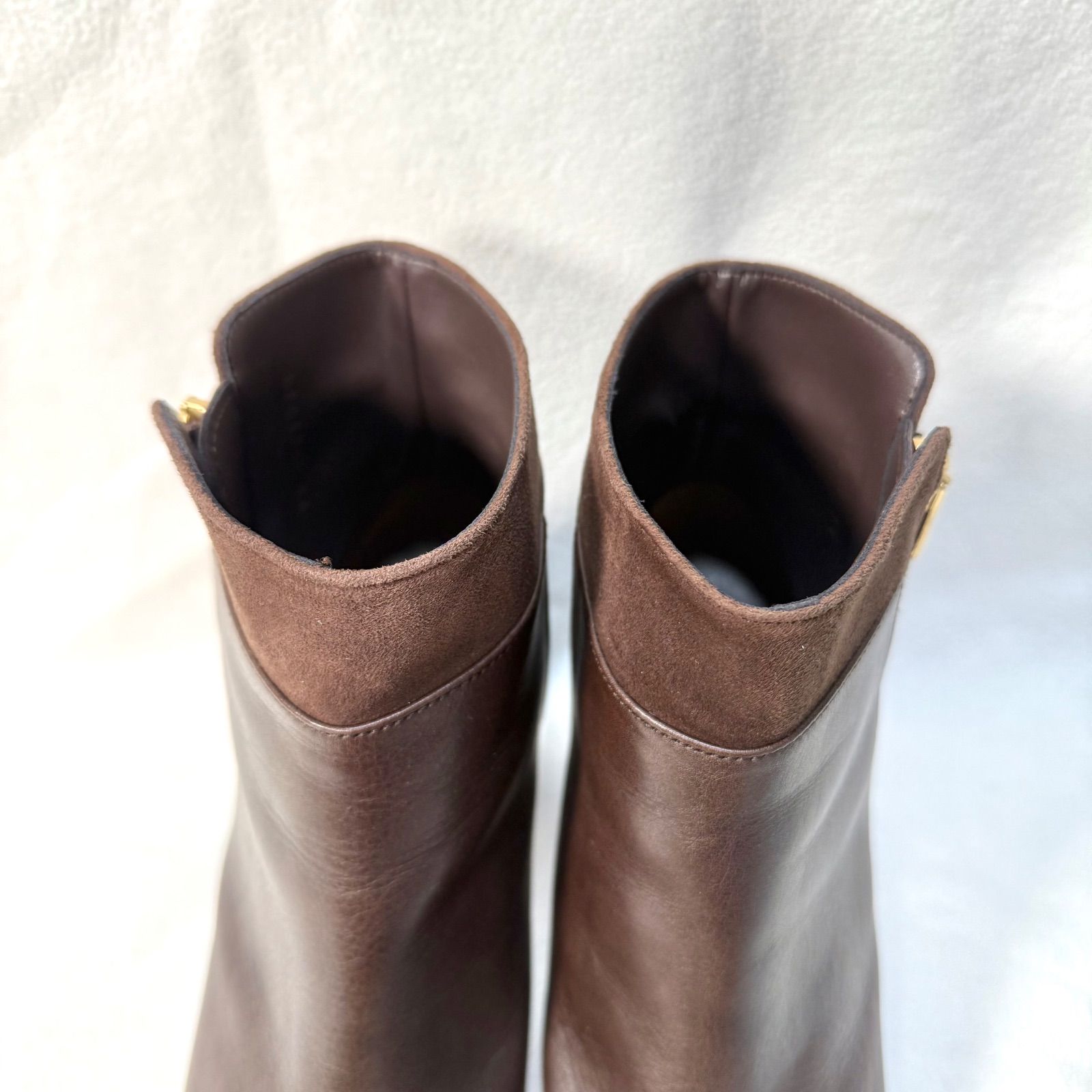 極美品・未使用級✨ダイアナ サイドジップ ポインテッドトゥ レザー