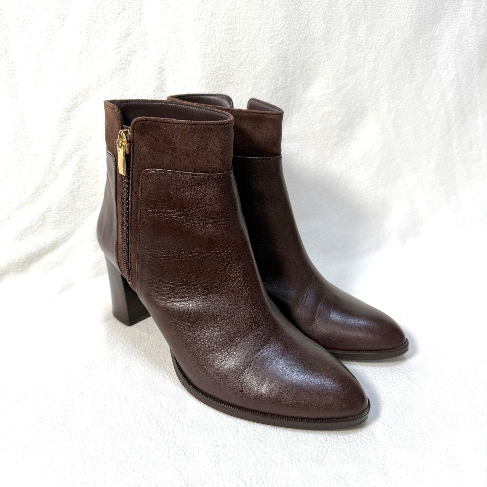 極美品・未使用級✨ダイアナ サイドジップ ポインテッドトゥ レザー