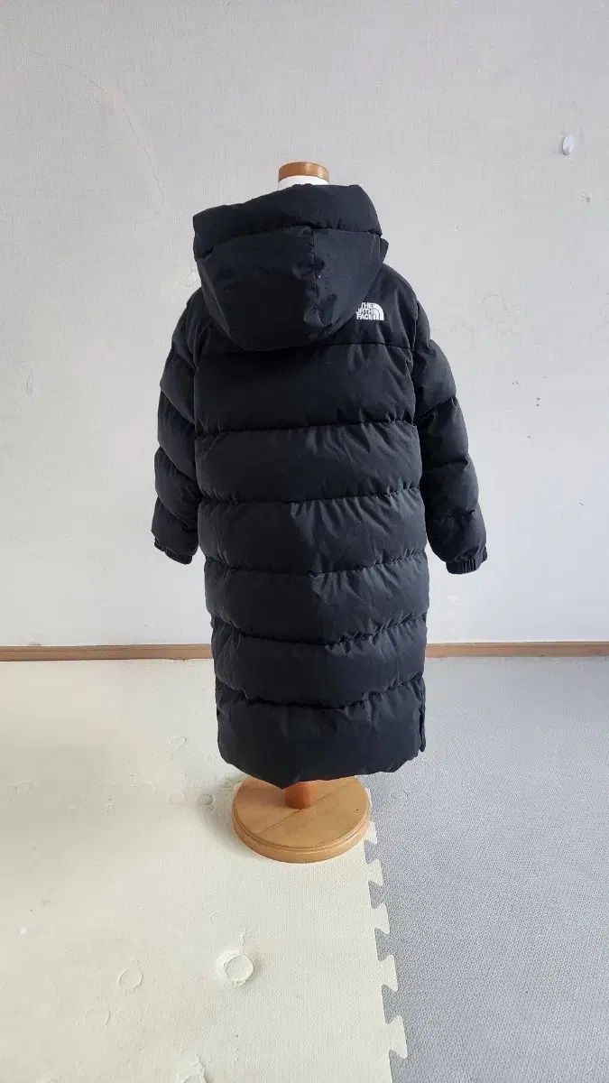 キッズ THE NORTH FACE ザノースフェイス ブラック ダウンジャケット ロング丈