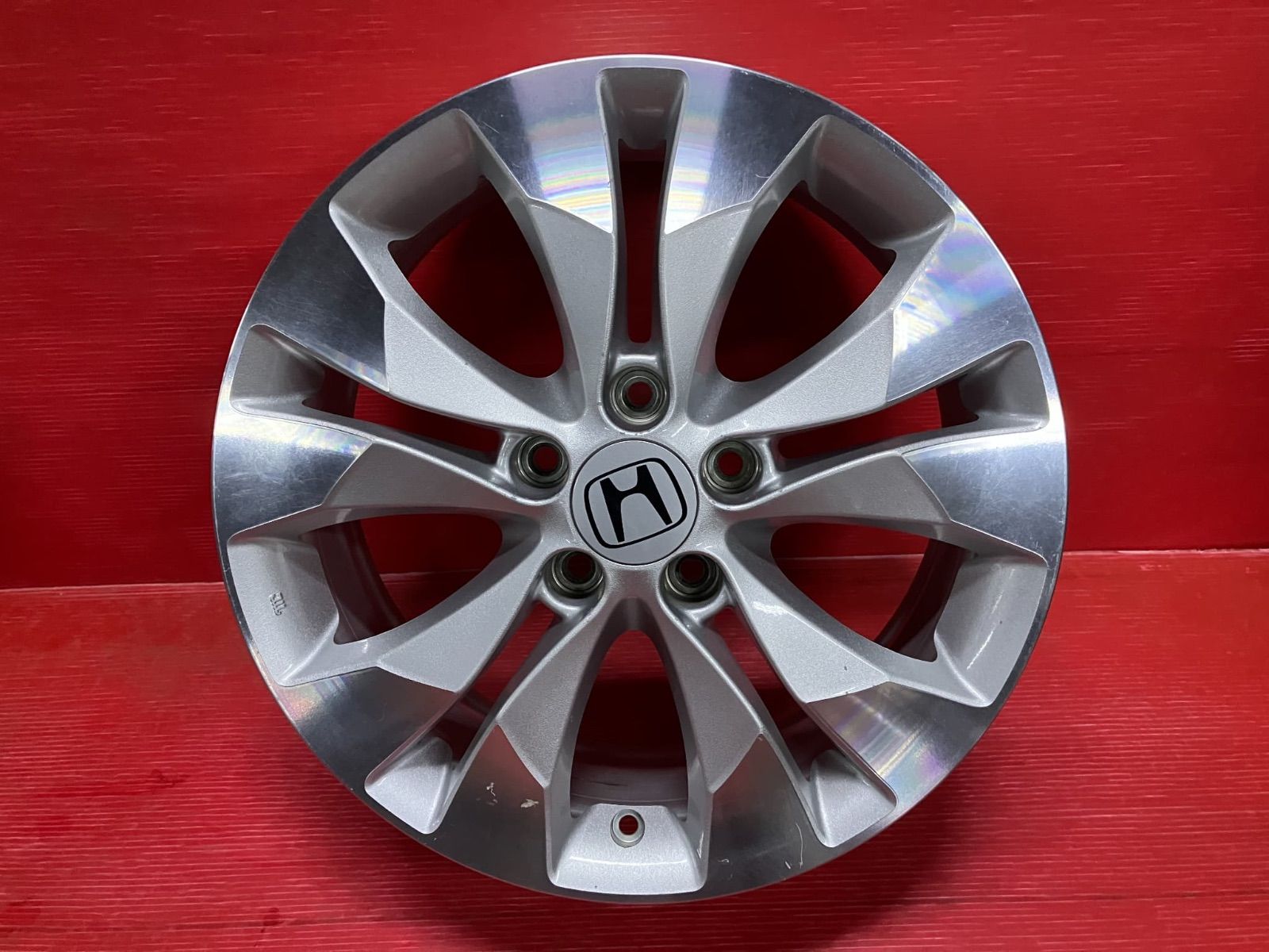 ホイール 17 x 6 5 50 114 3 H ホンダ CR V 4本SET