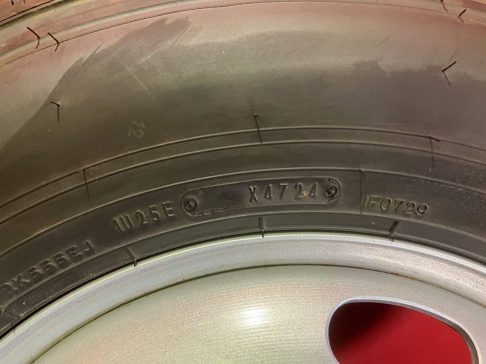  新車外しトラックタイヤホイールセット 205 75 R 16 113 111 DUNLOP SPLT 50 A x 5 J 116 8 TC PCD 203 2 mm ハブ径 146 TOPY 4本 16インチ タイヤ ホイールセット