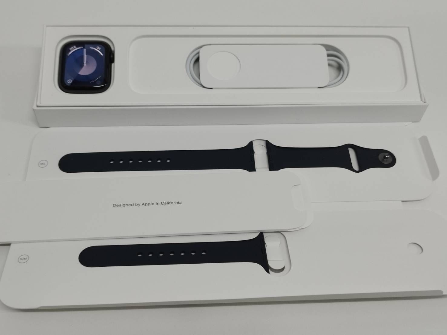 Apple Watch SE 第1世代 GPS セルラー 44mm A2356 スペースグレー MKT33J A