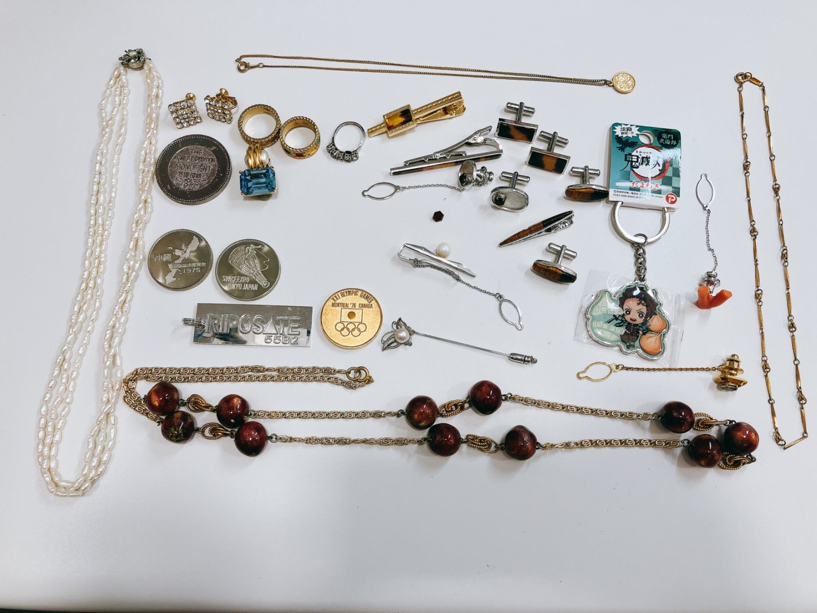 遺品整理中 レディース アクセサリー まとめ 遺品整理中 レディース