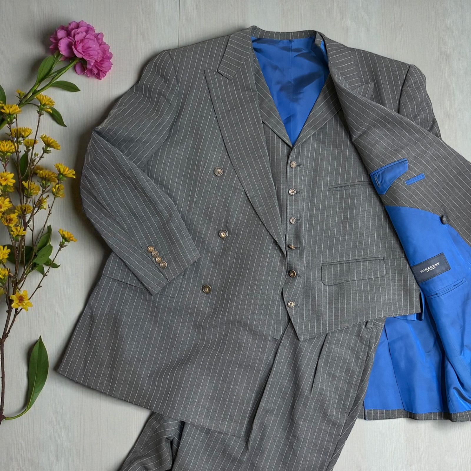 BURBERRY セットアップ ダブルスーツ ジャケット パンツ ベスト 夏用 バーバリー シースルー ストライプ カジュアル グレー メンズ