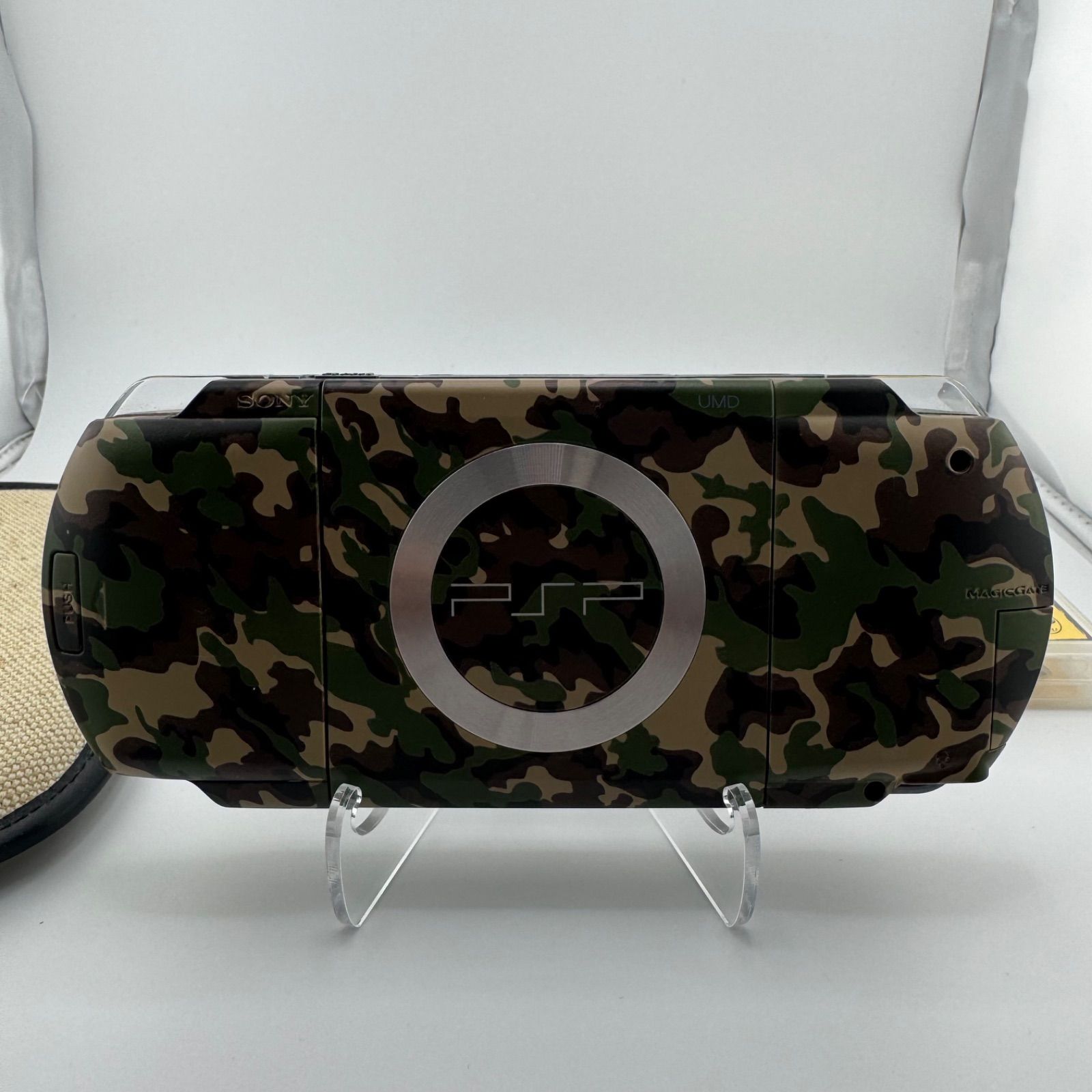 PSポータブル PSP1000 メタルギアソリッド 迷彩カラー Amazon | PSP