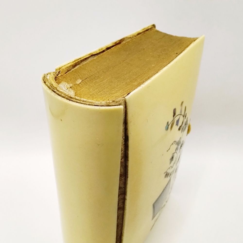 祈祷書　セルロイド製　フランス　アンティーク　19世紀　カラー挿画入　ミセル 祈祷書 セルロイド製 フランス アンティーク 19世紀 カラー挿画入